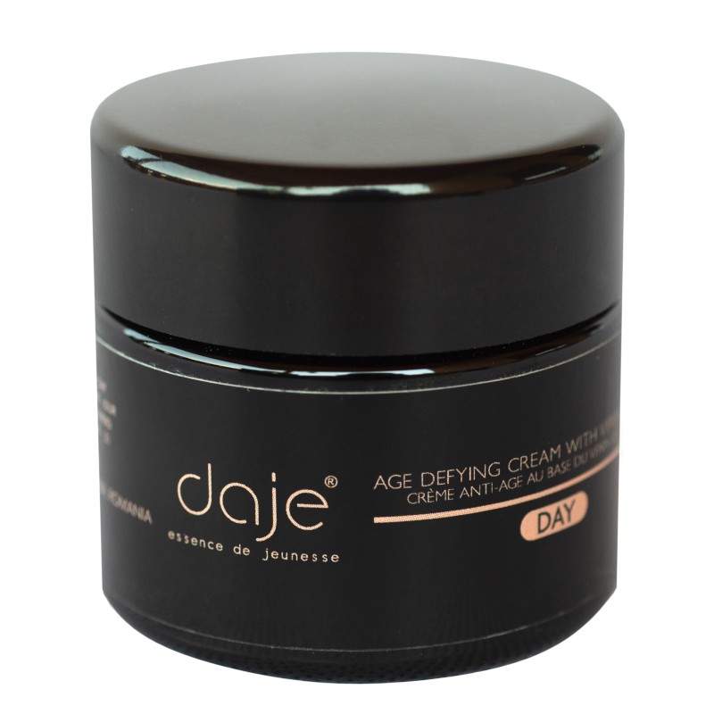 Crema de zi daje